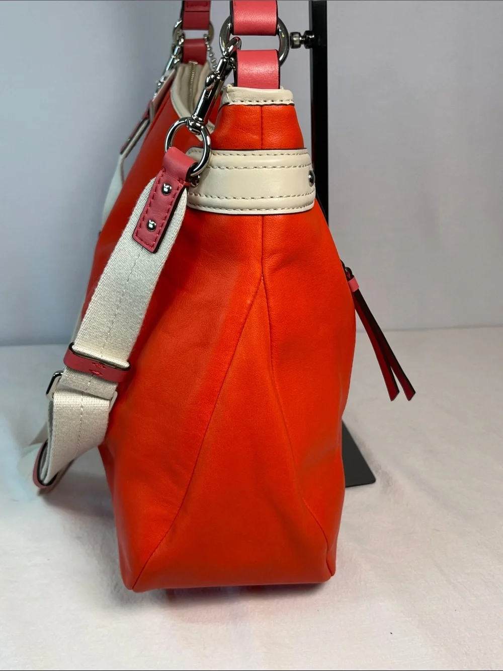 Coach E1380-F23903 Daisy Spectator Leather Convertible Hobo NWT